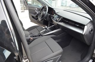 Audi A3 Sportback+Navegacion+Llanta 17+Full Led+