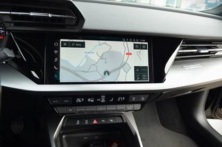 Audi A3 Sportback+Navegacion+Llanta 17+Full Led+