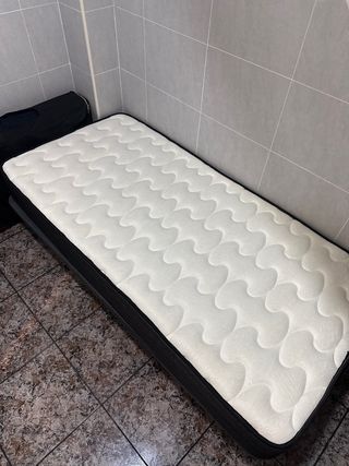 Colchón 190x90 cm y Base con patas