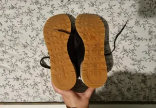 Skechers OG85 Zapatillas Negras Doradas