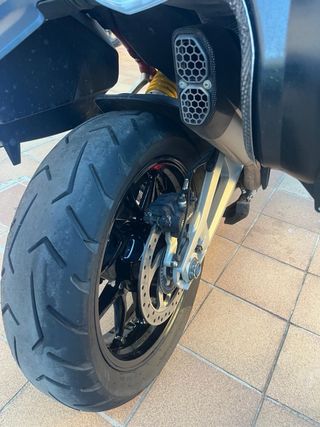 Ducati Multistrada V4 S Roja