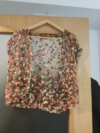 Chaleco fiesta brillantes oro y rosa