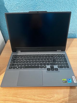 Portátil Lenovo LOQ