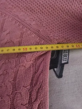 Jersey Stradivarius rosa trenzado