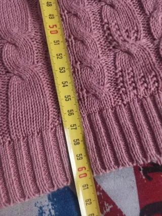 Jersey Stradivarius rosa trenzado