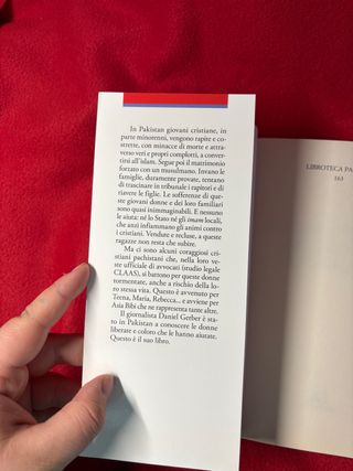 Non mi rimaneva che pregare e piangere.