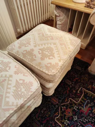 Conjunt de sofà i butaques clàssiques