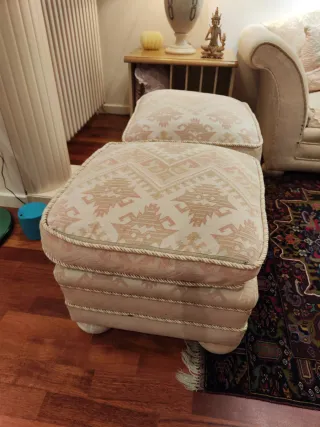 Conjunt de sofà i butaques clàssiques