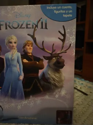 Frozen 2. Libroaventuras: Incluye un cuento, fi...