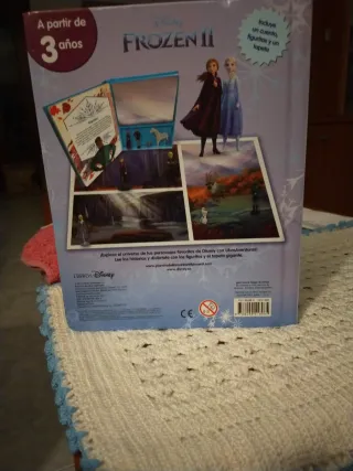 Frozen 2. Libroaventuras: Incluye un cuento, fi...