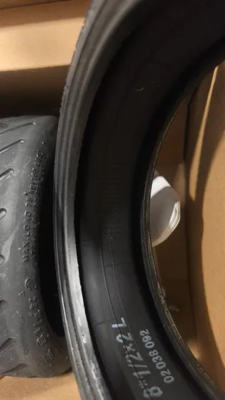 Cámara y neumatico patinete eléctrico neumatico