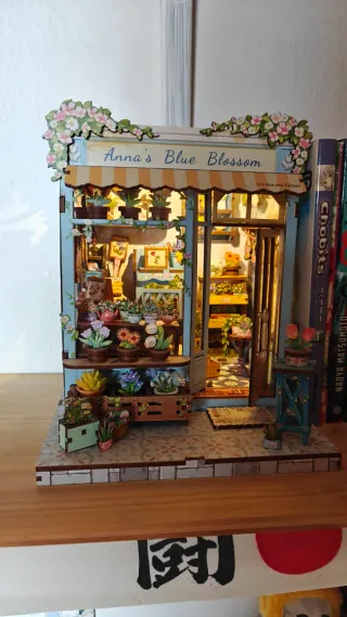 Booknook Floristería Anna's Blue Blossom