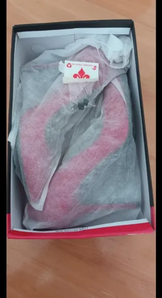 Zapatos de tacón La Strada rojos talla 39