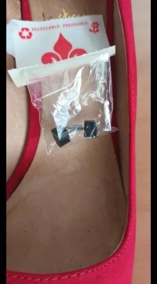 Zapatos de tacón La Strada rojos talla 39