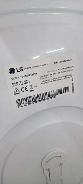 LAVADORA CARGA FRONTAL L.G 9 KG