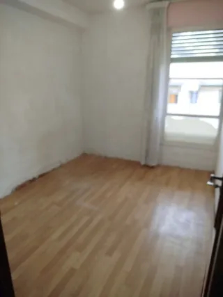 Piso  en monte  Número de contacto 601240481 Pablo