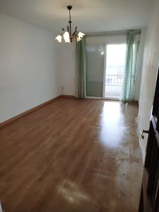 Piso  en monte  Número de contacto 601240481 Pablo