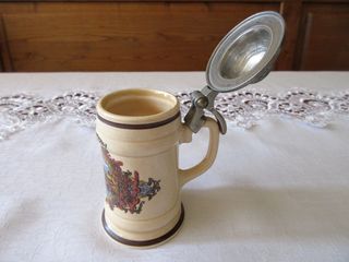 Piccolo Boccale con coperchio. PRAHA Altezza 9,5cm