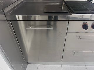 Muebles de cocina acero inoxidable y madera
