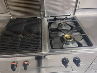 Muebles de cocina acero inoxidable y madera