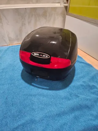 Baúl Moto SH25 Negro