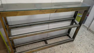 Mostrador madera y cristal