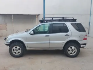 Mercedes-Benz Clase M 2002, 4x4 homologado
