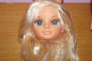 Nancy Muñeca Cuerpo y Cabeza Rubia