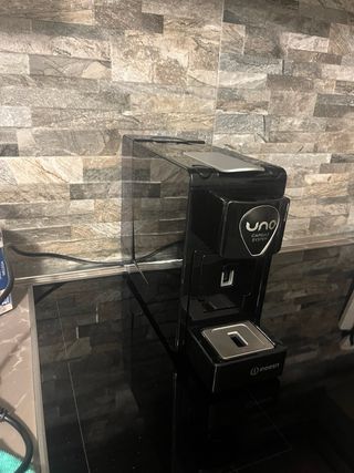 Macchina caffè Indesit UNO