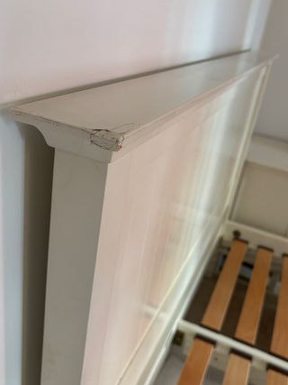 Conjunto Dormitorio John Lewis: Cama + Mesitas