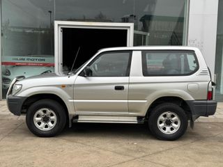 TOYOTA Land Cruiser 90 3.0 D4D GX
