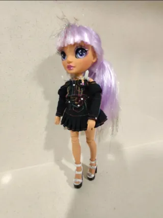 Muñeca Rainbow High Avery Styles Edición Especial