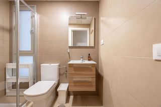 Piso en alquiler en Santa Catalina - Canteras en Palmas de Gran Canaria(Las)