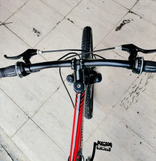 Bicicleta Specialized Infantil Negra de 24