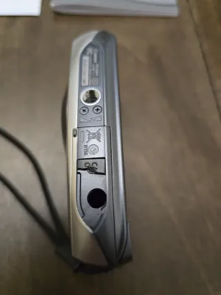 Canon IXUS 310 HS Plata