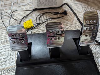 Volante Thrustmaster TMX PRO Xbox/PC