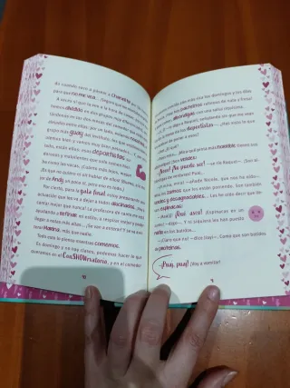 Rivales en el instituto (Karina & Marina 5)