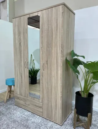 Armario 4 puertas madera y negro