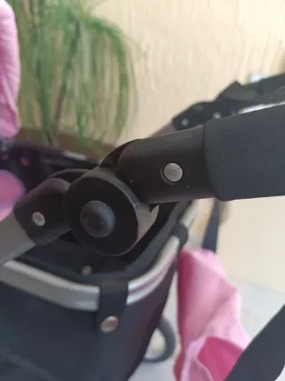 Carrito de paseo Nenuco 3 en 1 rosa