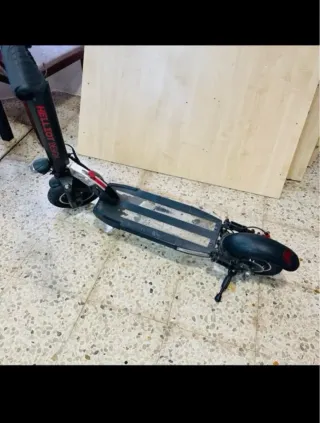 Patinete Eléctrico HELLIOT DESIGN Negro