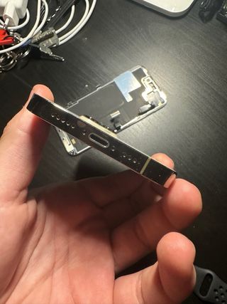 iPhone 14 Pro Dorado Original–OPORTUNIDAD