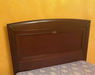Cabecero de cama de madera
