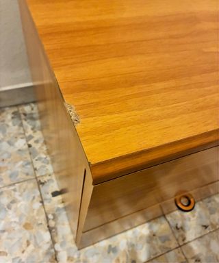 Letto singolo con rete, materasso e comodino