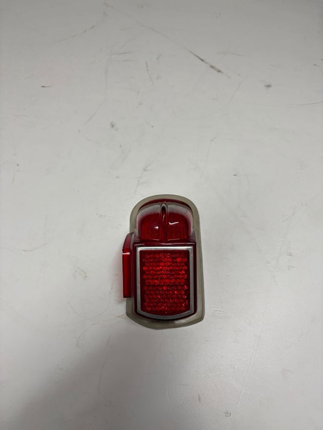Luz trasera Citroën 2 CV