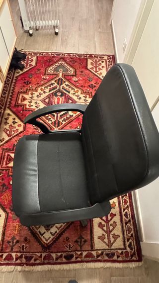 Silla de escritorio IKEA negra