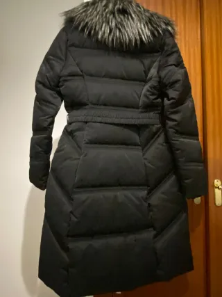 Plumífero Guess Alíenor Negro