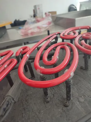 Letrero Neón Coca-Cola averiado