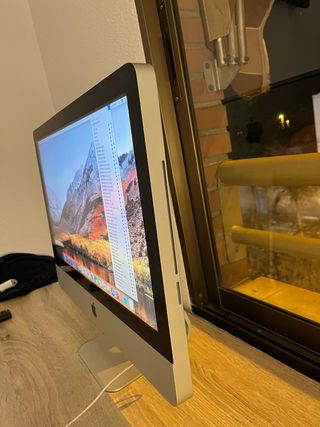 iMac 21 Apple 2010