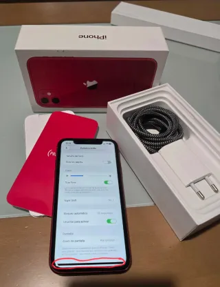 iPhone 11 Rojo 64gb