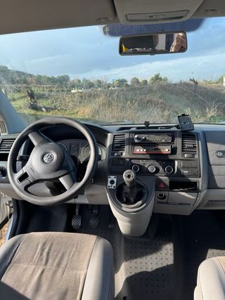 Volkswagen Transporter T5 2011